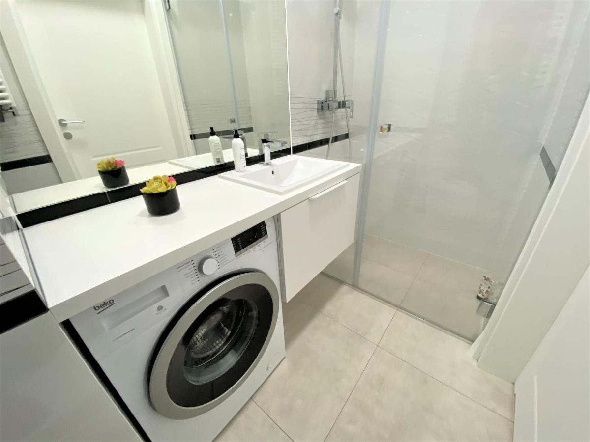 Exclusive 2Br! Apartment In Center +Netflix +Gym Varsóvia Exterior foto