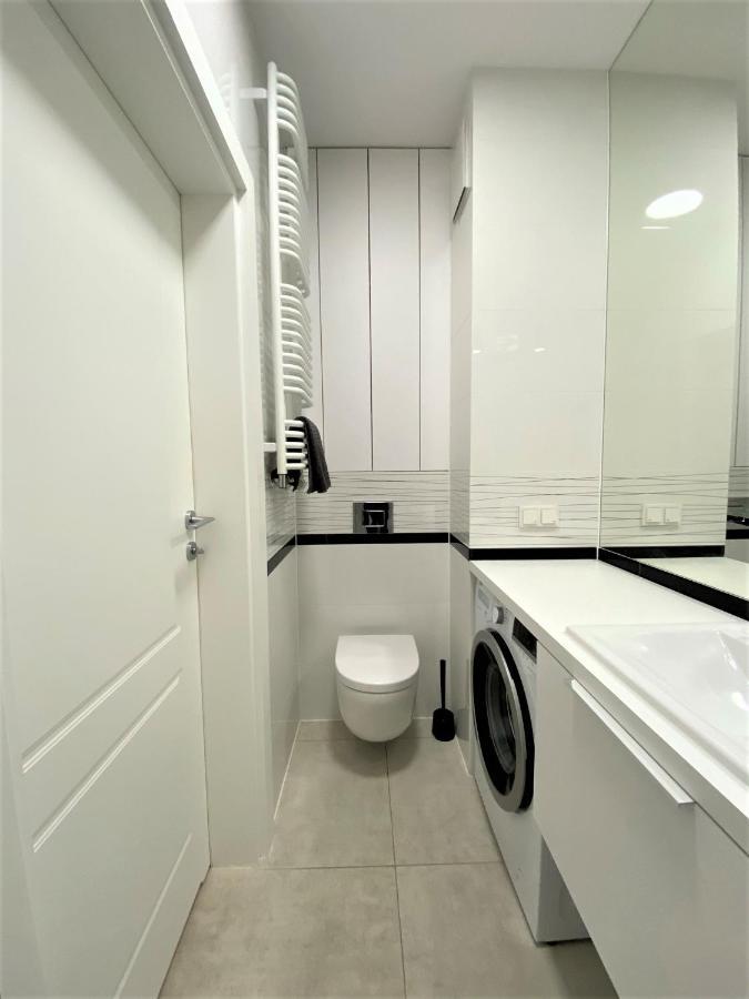 Exclusive 2Br! Apartment In Center +Netflix +Gym Varsóvia Exterior foto